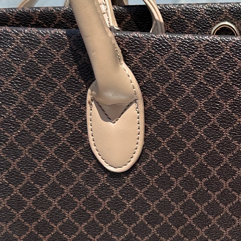 Purse - Picture 9 of 10